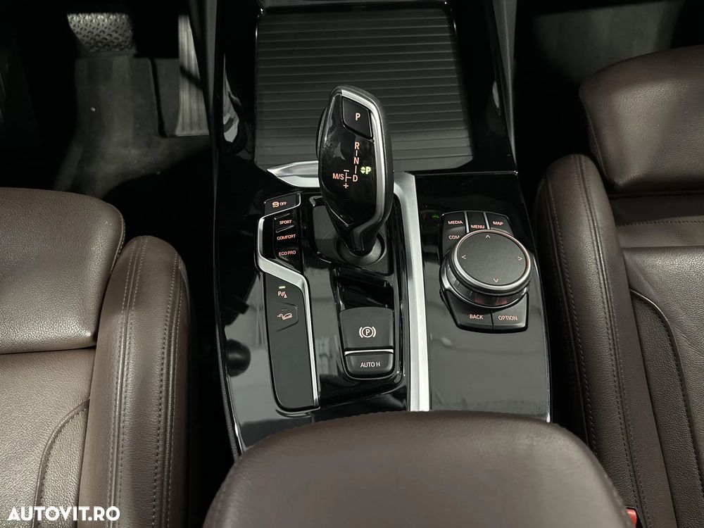 BMW X3 xDrive20i AT - 18