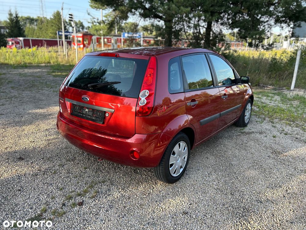 Ford Fiesta 1.3 Style - 18