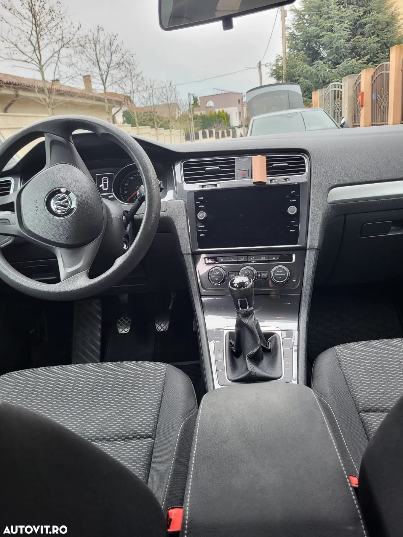 Volkswagen Golf 1.0 TSI Trendline - 5