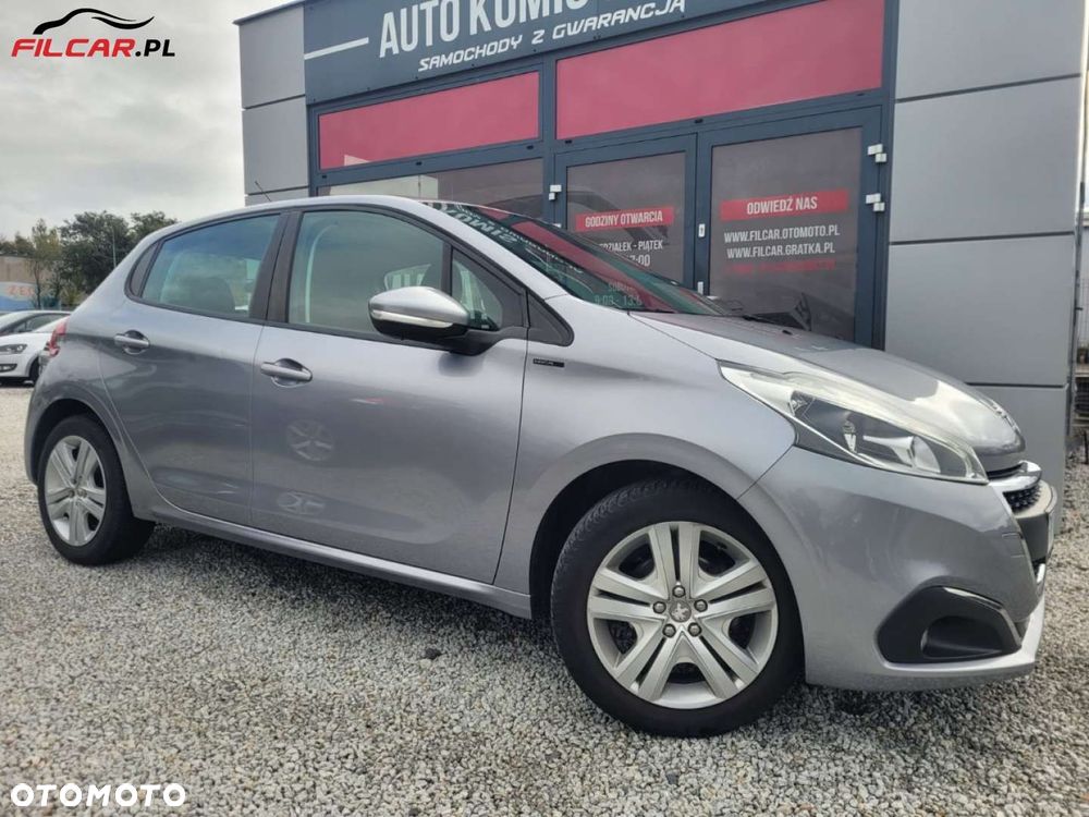 Peugeot 208 - 17