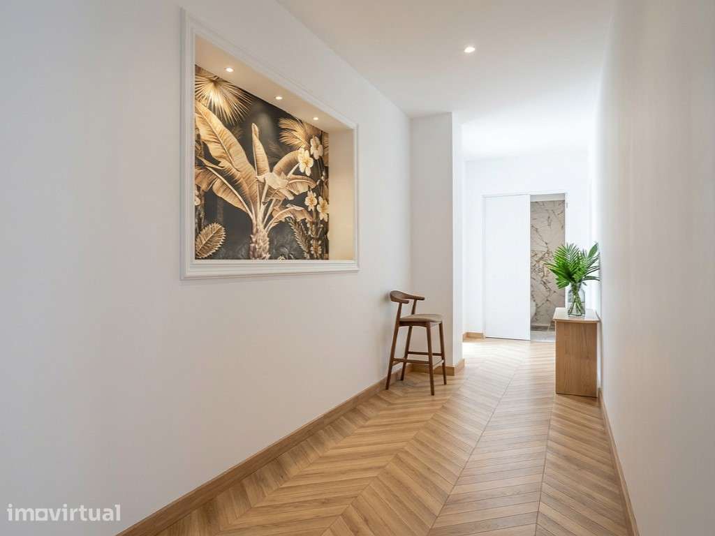 Edifício 'Claraval 123'- T3 R/C em Alcobaça na zona histórica - Grande imagem: 5/28
