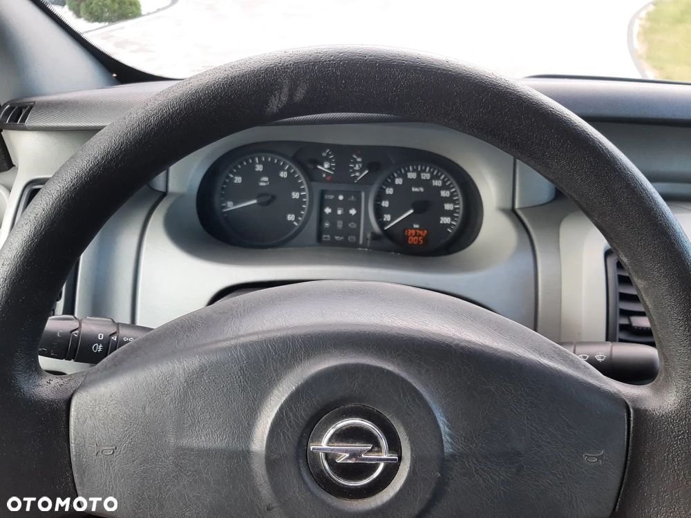 Opel vivaro - 6