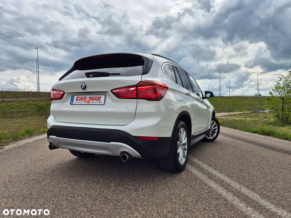 BMW X1 xDrive20d xLine - 16