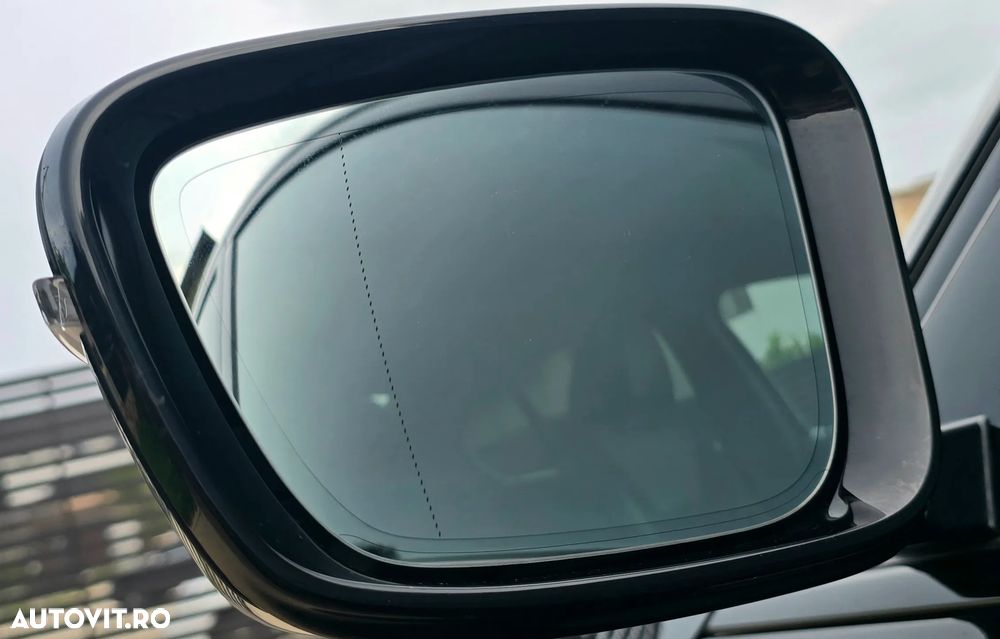 BMW Seria 3 320d Aut. Edition M Sport Shadow - 18