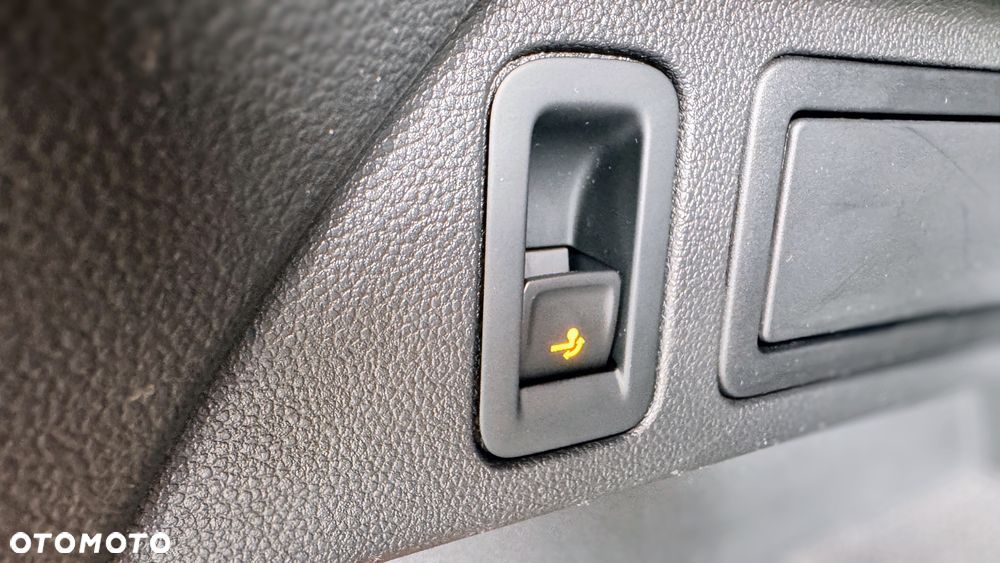 Volkswagen Tiguan 2.0 TDI SCR 4Mot Life DSG - 30