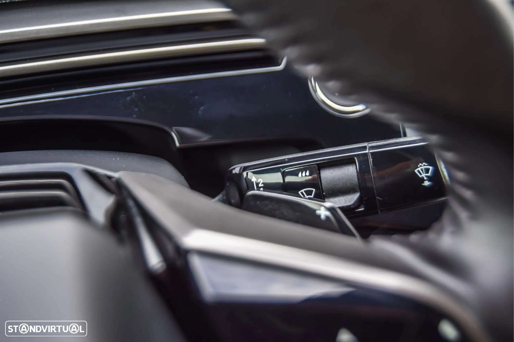 Peugeot 3008 1.2 Hybrid Allure e-DCS6 - 20