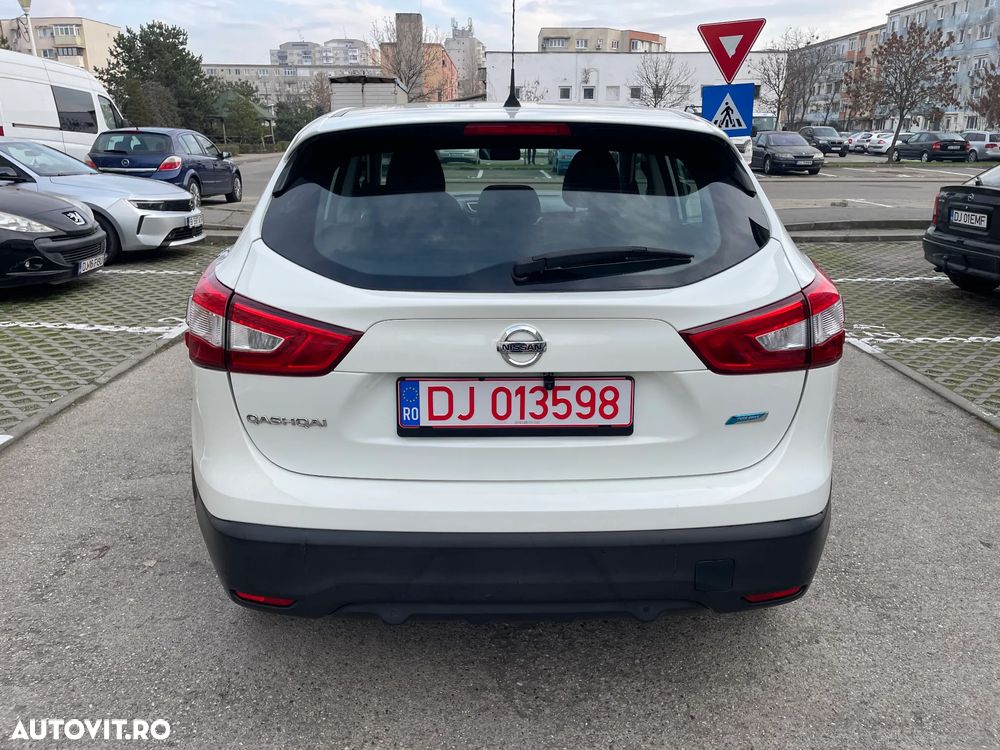 Nissan Qashqai 1.5 DCI Start/Stop N-Connecta - 10