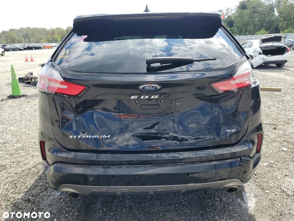 Ford Edge - 5