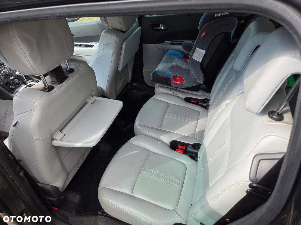 Peugeot 5008 2.0 HDi Family 7os - 11