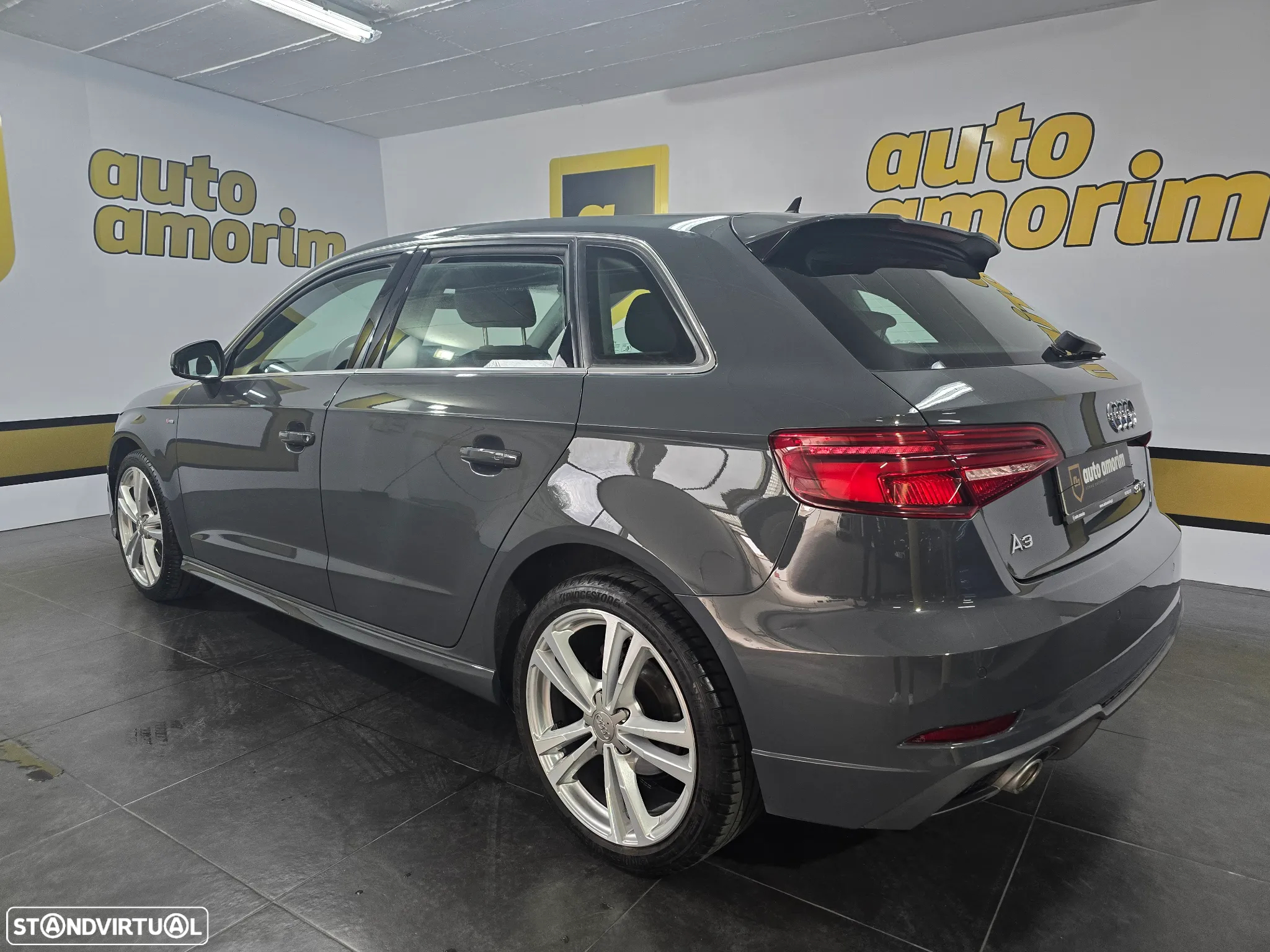 Audi A3 Sportback 1.6 TDI S-line S tronic - 19