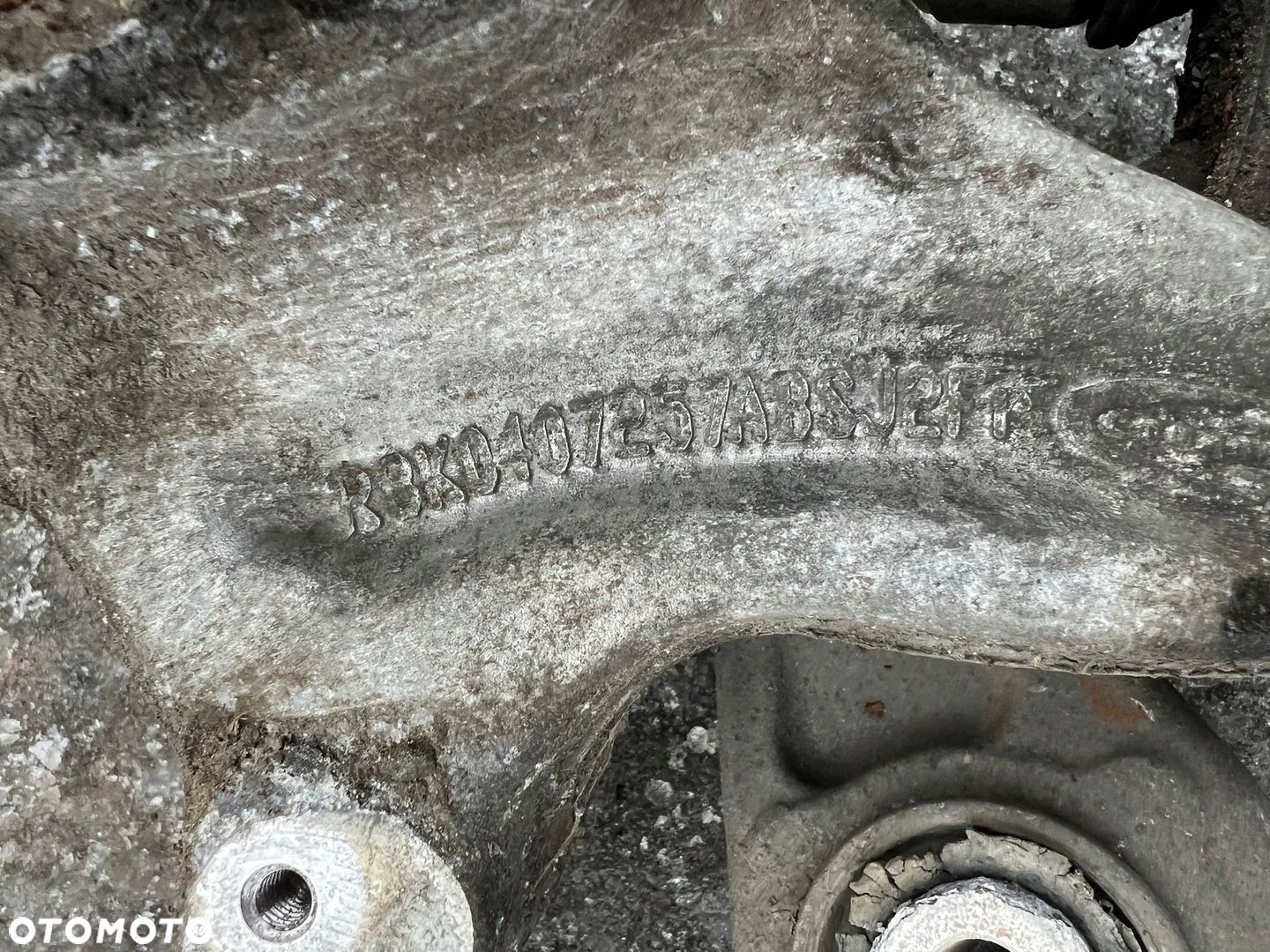 AUDI ZWROTNICA LEWA PRZEDNIA LEWY PRZÓD WAHACZE 4G0407241C 8K0407257ABS - 4