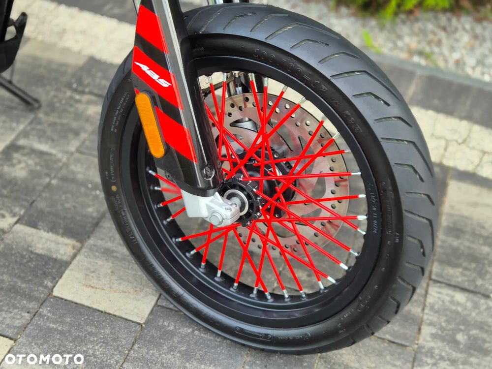 Aprilia SX - 10
