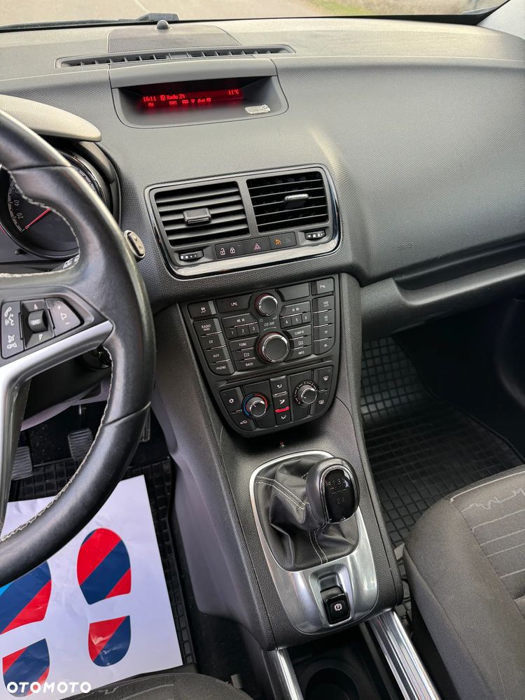 Opel Meriva 1.4 T Essentia - 38