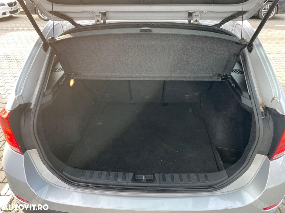 BMW X1 xDrive18d - 16