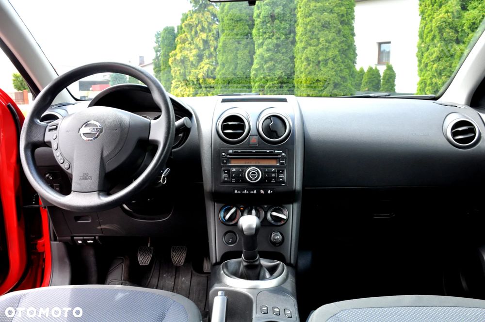 Nissan Qashqai 1.6 Visia - 36