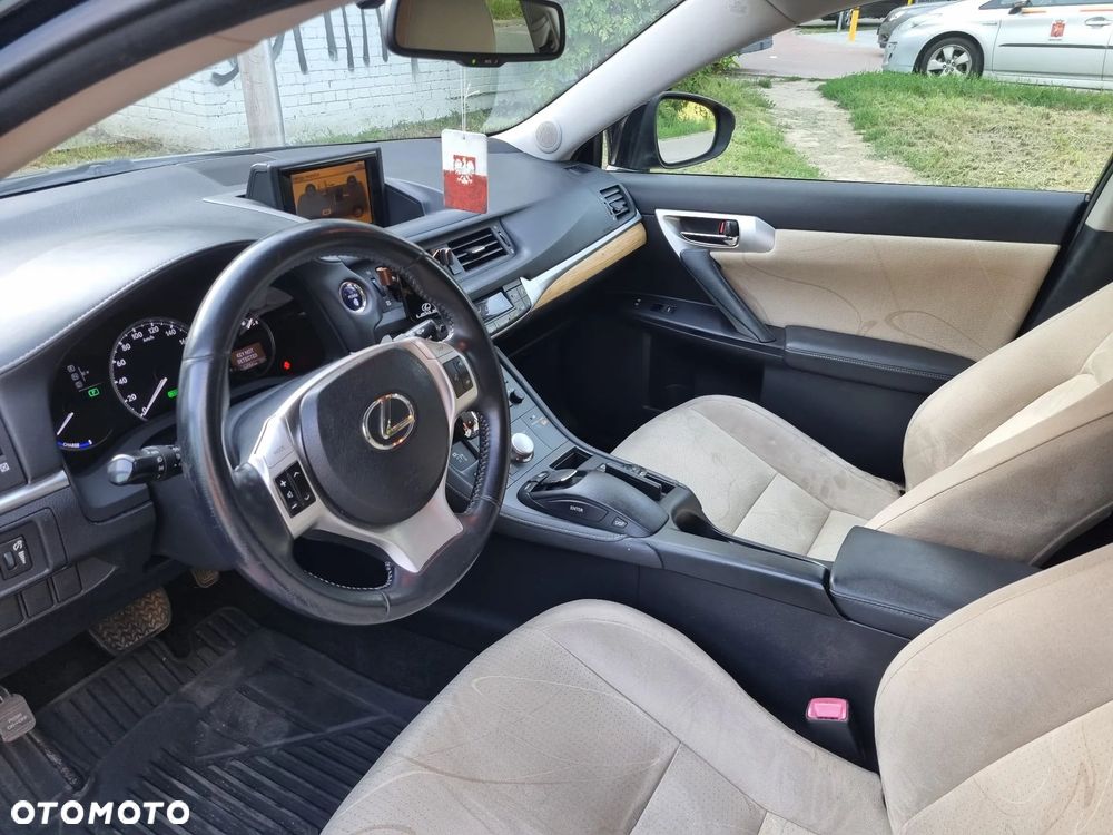 Lexus CT 200h Comfort - 12