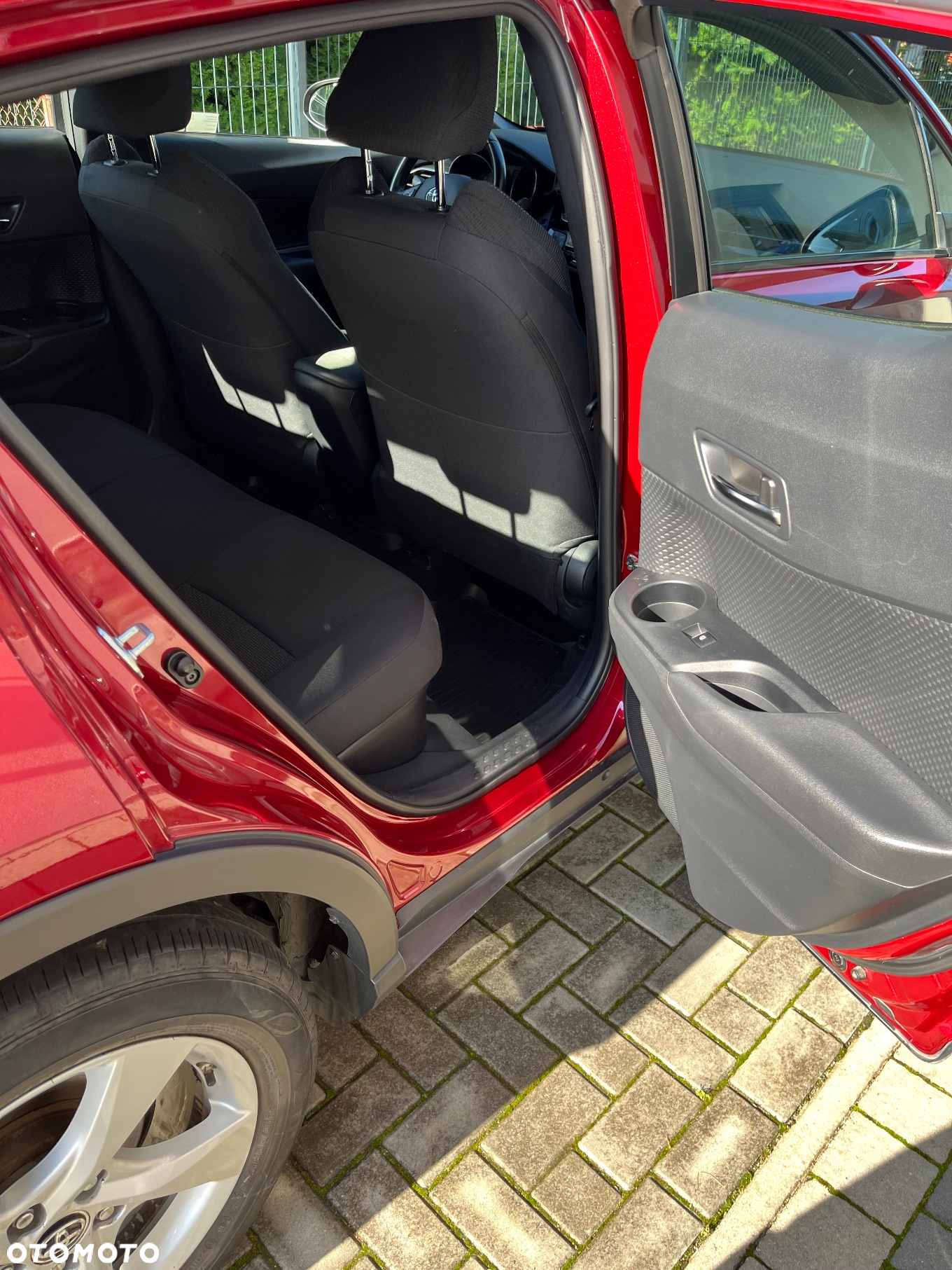 Toyota C-HR 1.8 Hybrid Dynamic - 16