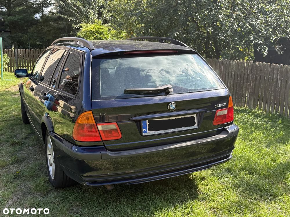 BMW Seria 3 318d - 4