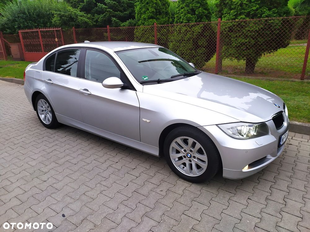 BMW Seria 3 - 1