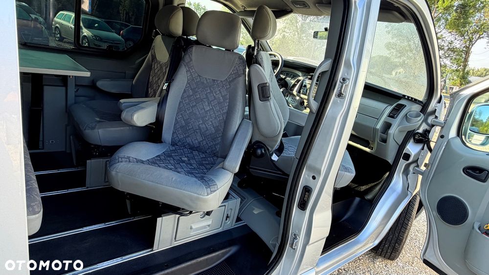 Opel Vivaro - 16