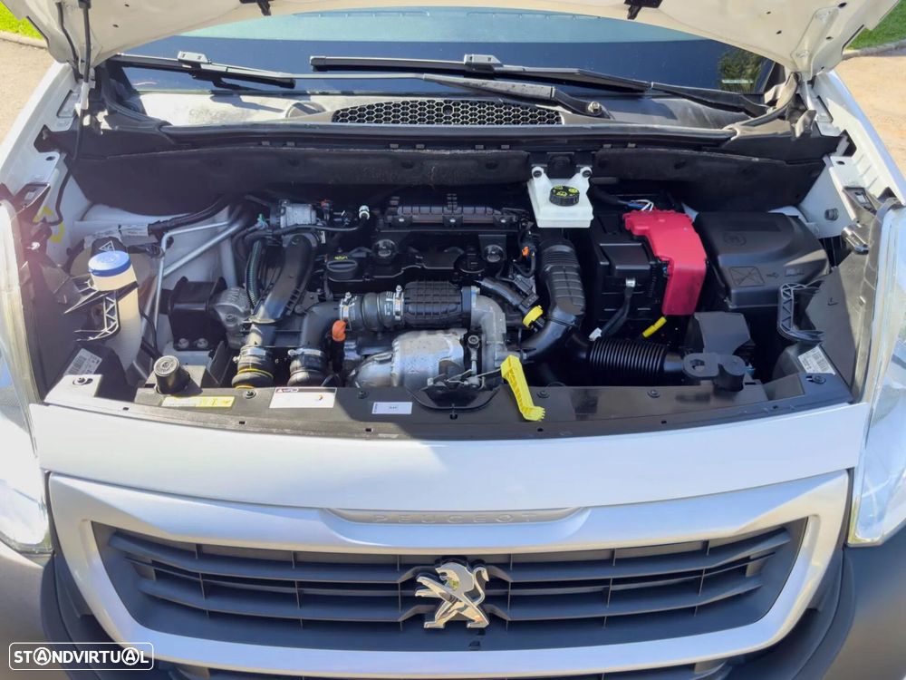 Peugeot Partner 1.6 BlueHDi Style - 11
