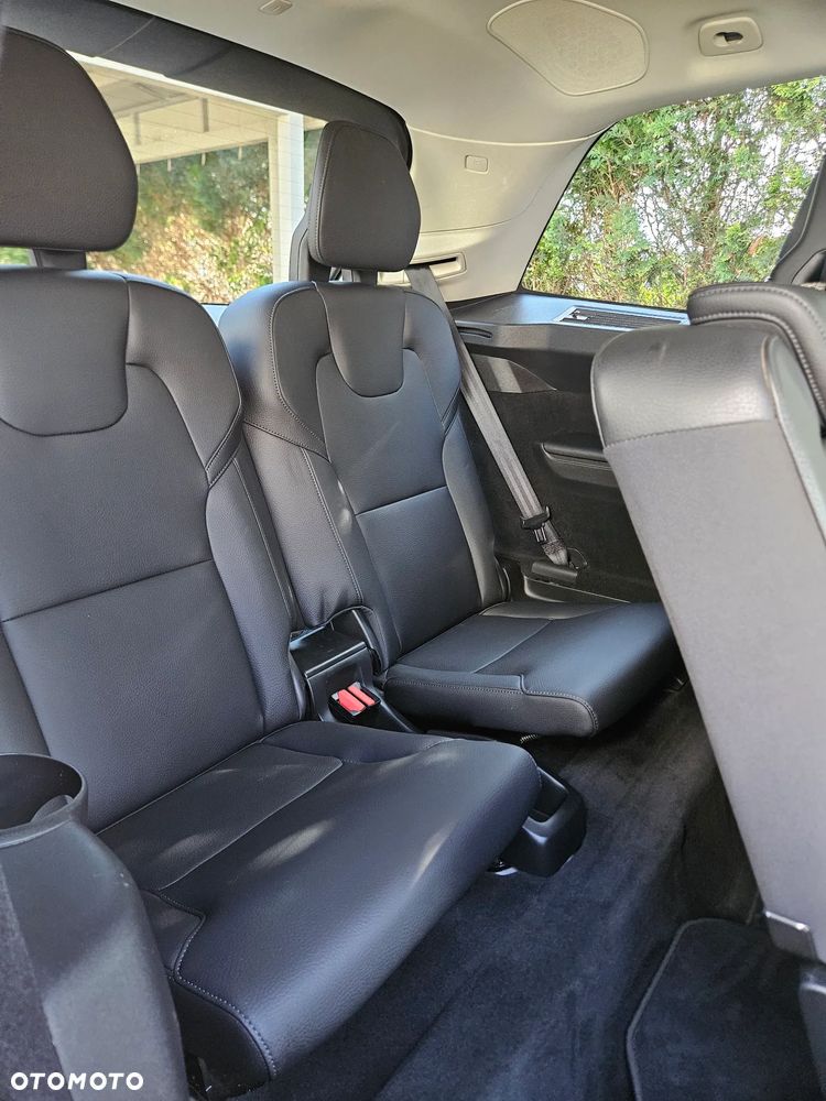Volvo XC 90 T6 AWD Momentum 7os - 12