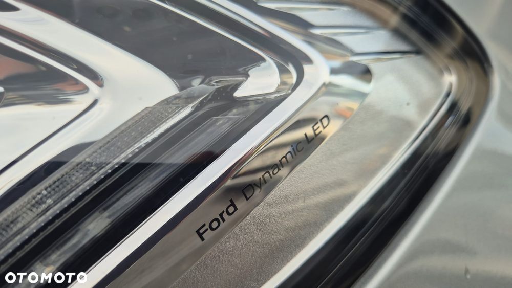 Ford Mondeo 2.0 TDCi Titanium PowerShift - 18