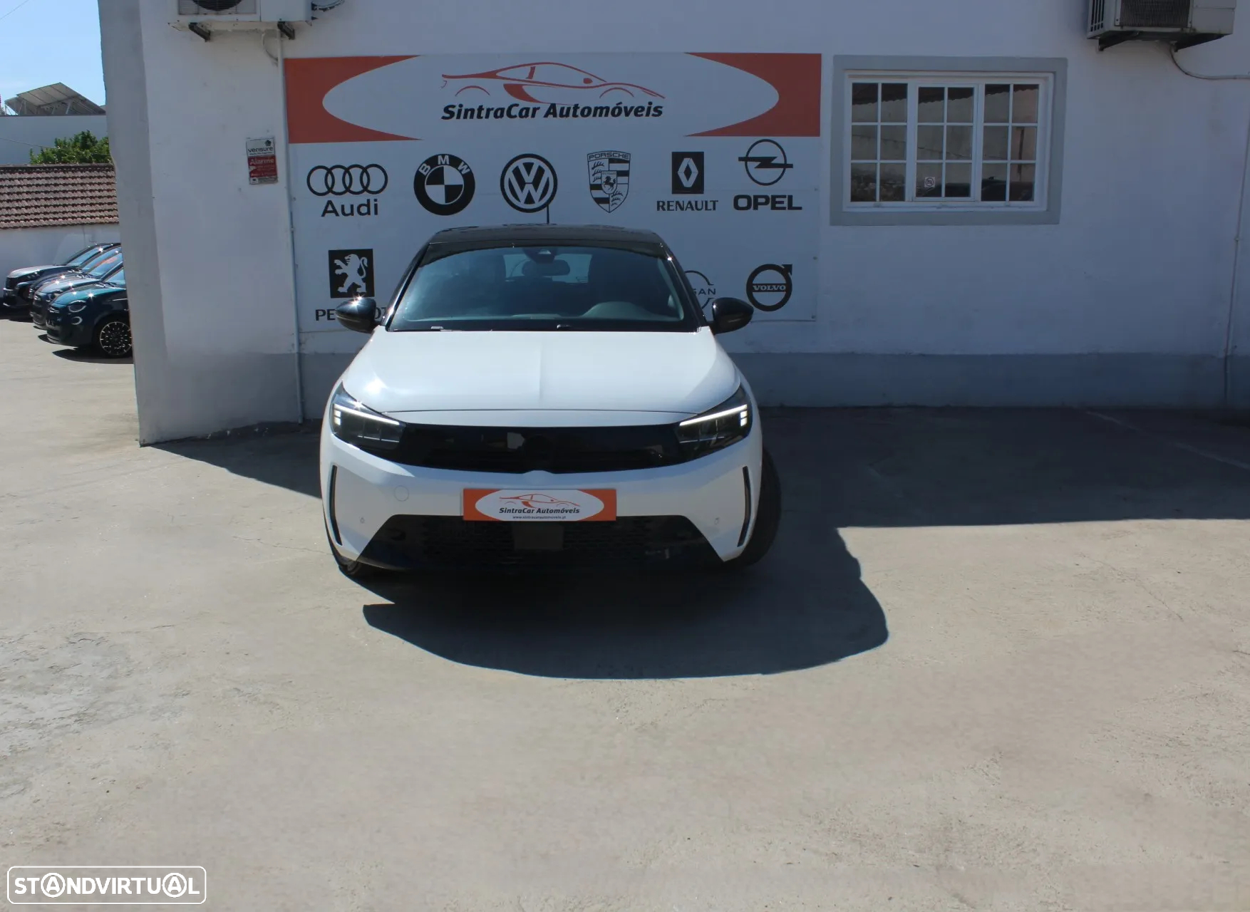 Opel Corsa 1.2 T GS - 2
