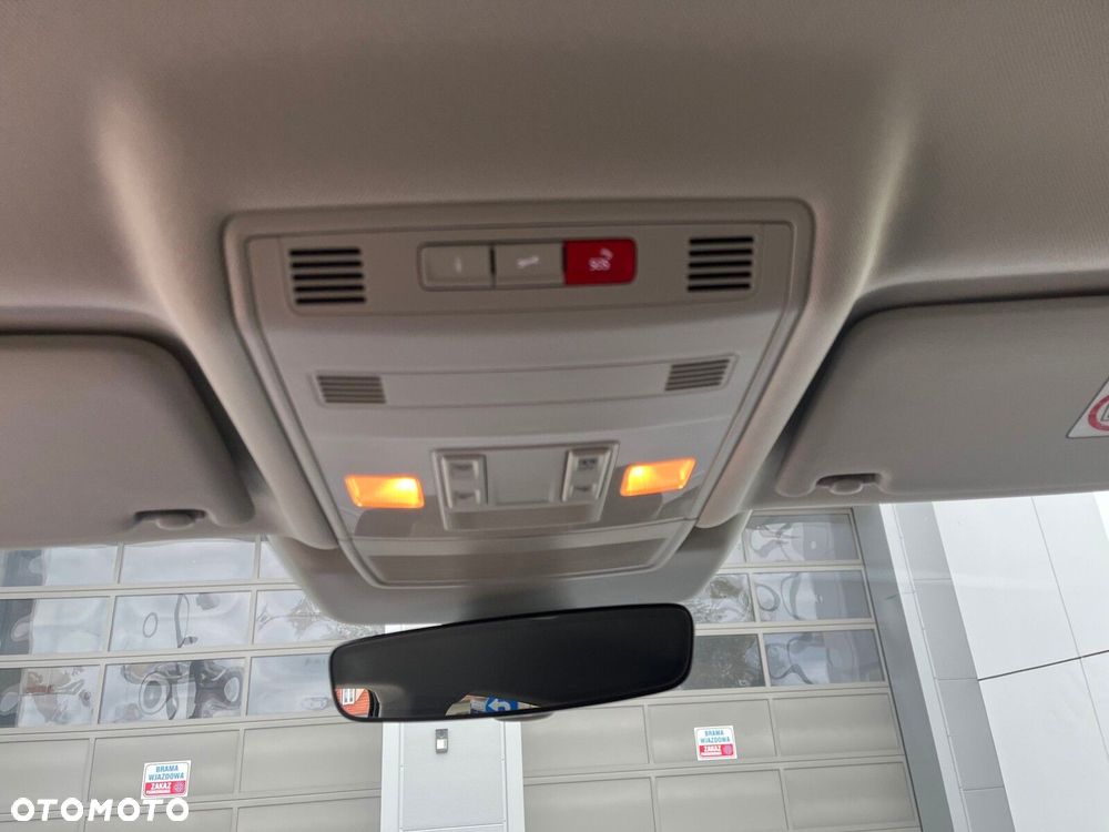 Volkswagen T-Cross - 33