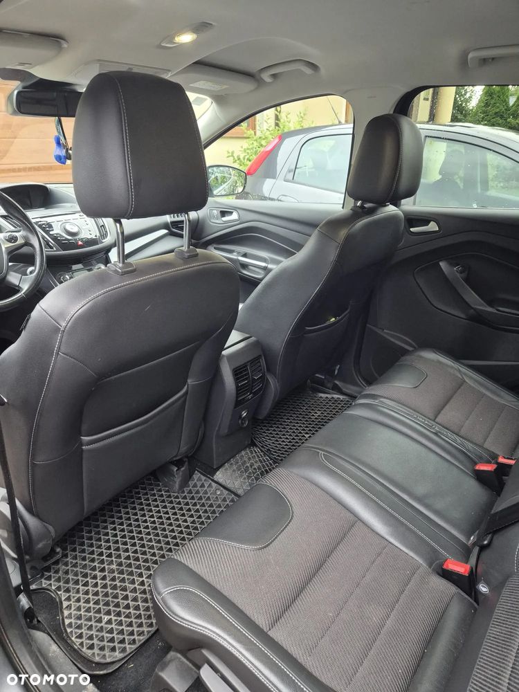 Ford Kuga 2.0 TDCi FWD Titanium - 9