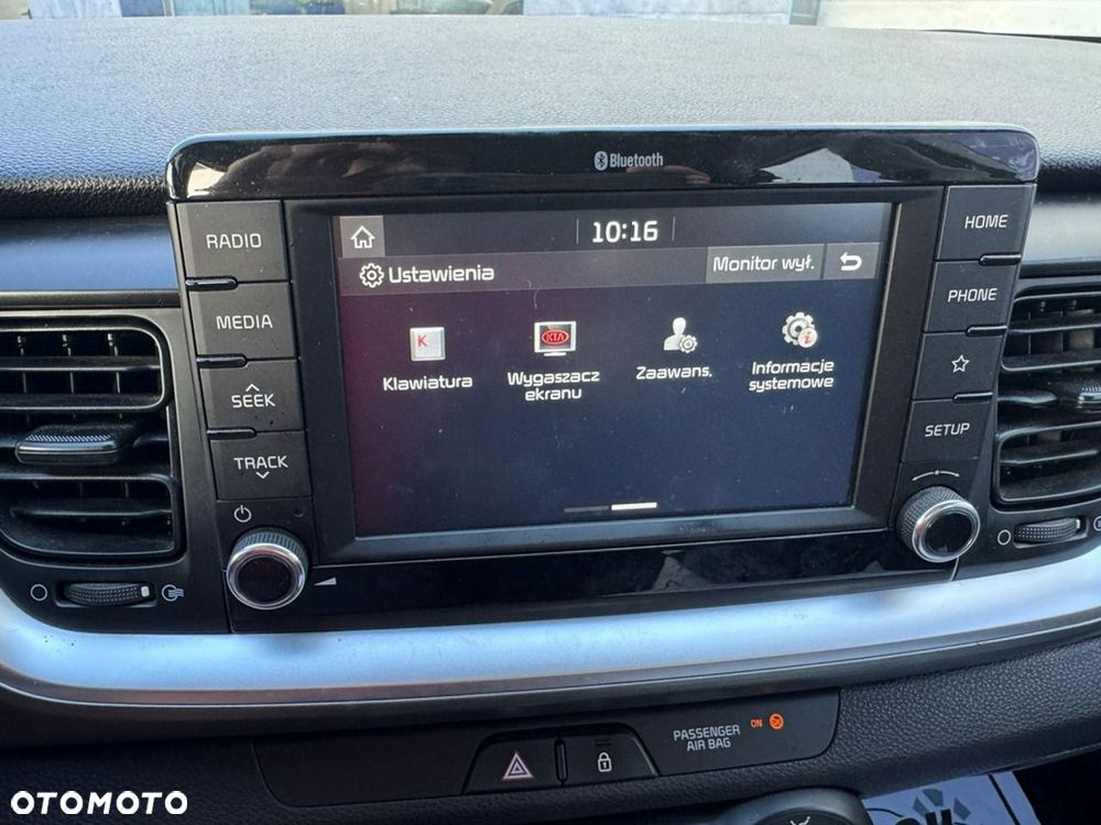 Kia Stonic - 21