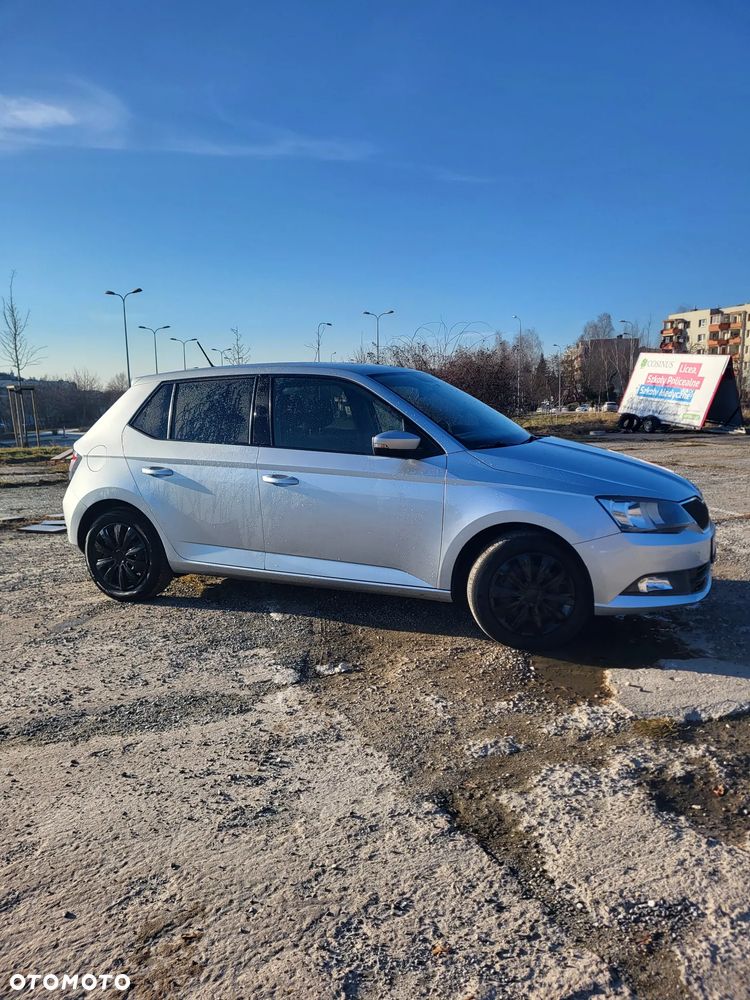 Skoda Fabia - 8