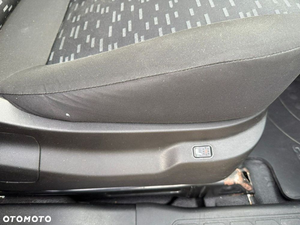 Opel Combo - 12