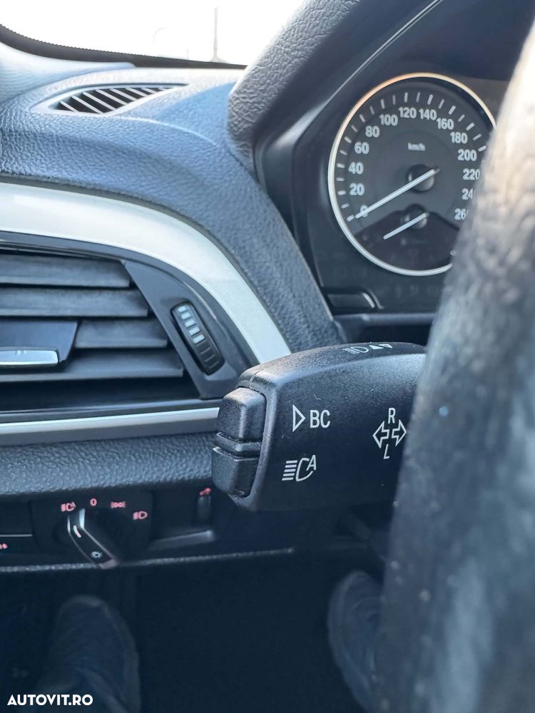 BMW Seria 1 118d DPF - 16