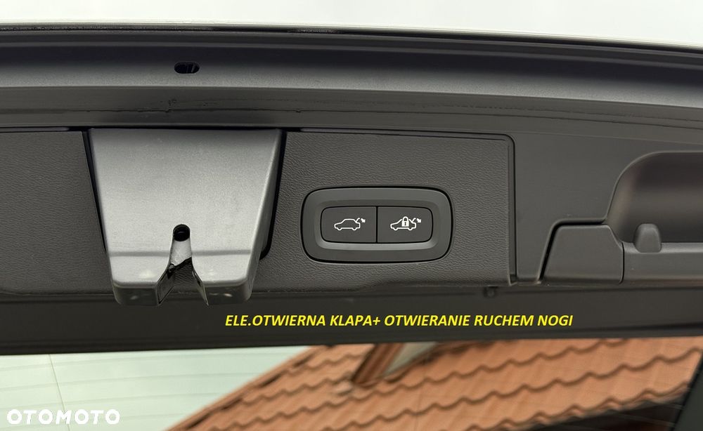 Volvo XC 60 B5 B AWD Plus Dark - 27