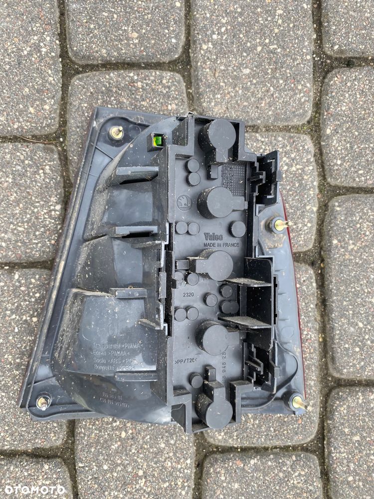 Lampa lewy tył Skoda Octavia I zespolona - 2