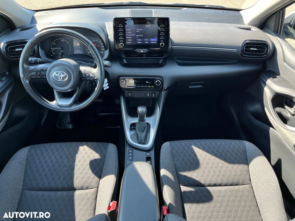 Toyota Yaris - 13
