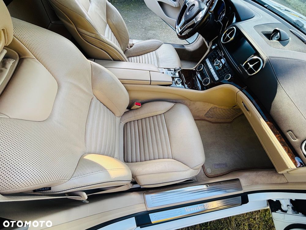 Mercedes-Benz SL 500 7G-TRONIC - 13