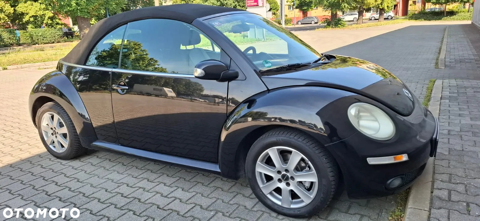 Volkswagen New Beetle Cabriolet 1.6 - 3