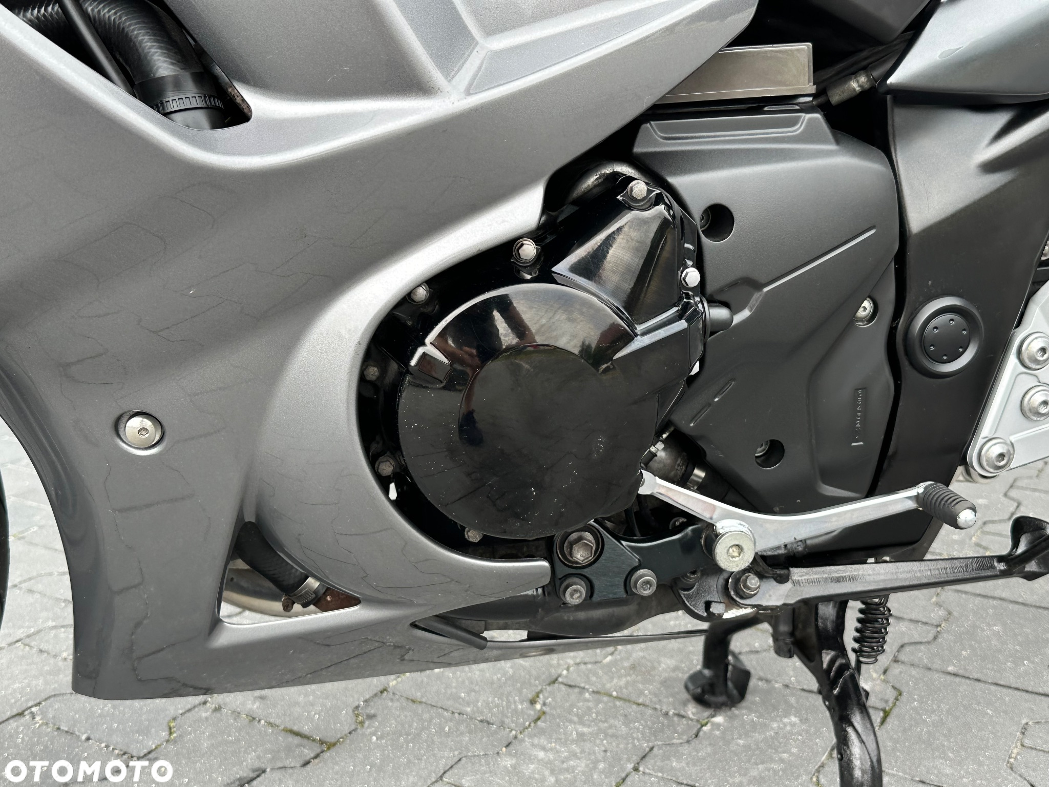 Suzuki GSX - 34