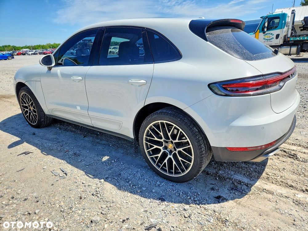Porsche Macan Standard - 3