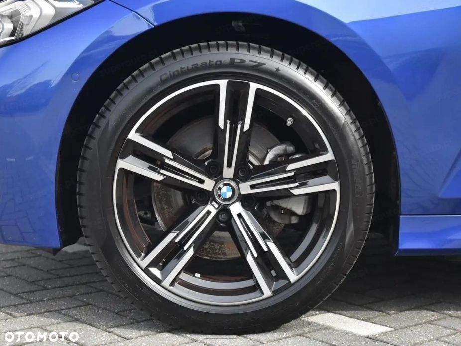 BMW Seria 3 318i M Sport - 12
