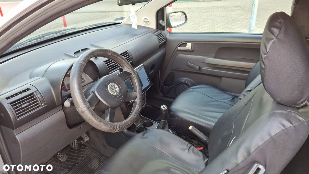 Volkswagen Fox - 9
