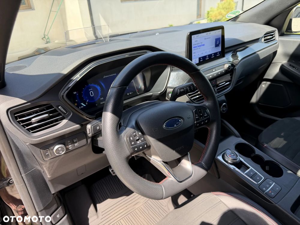 Ford Kuga 2.0 EcoBlue AWD ST-Line X - 22