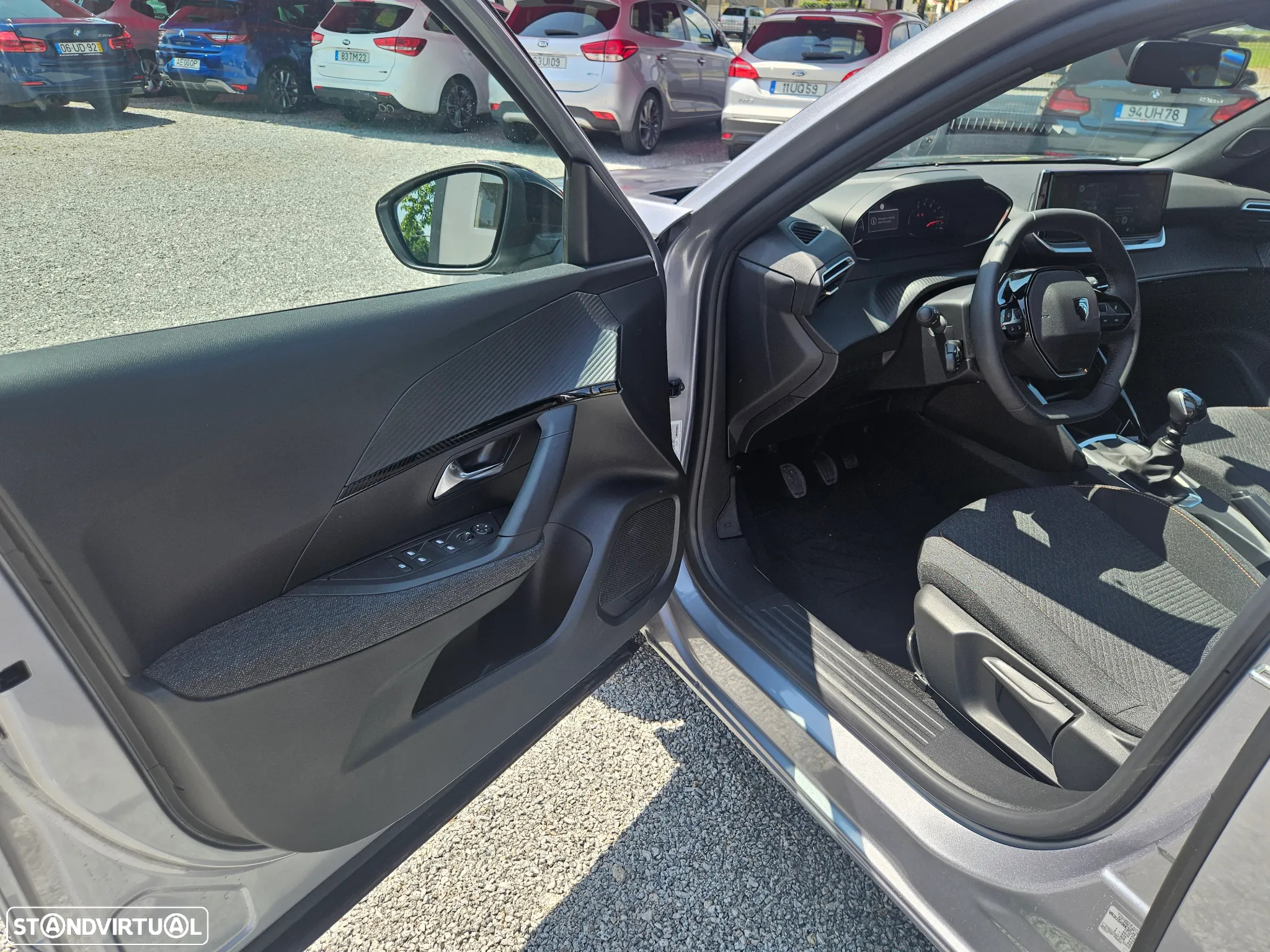 Peugeot 2008 1.2 Style - 13