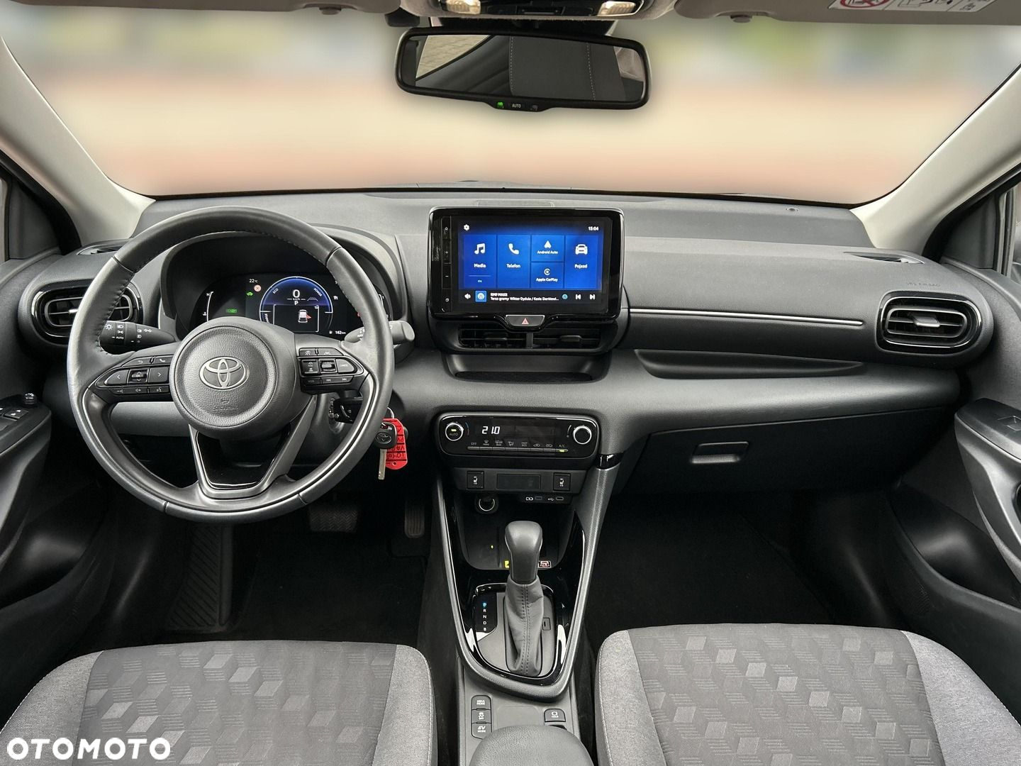 Toyota Yaris - 11