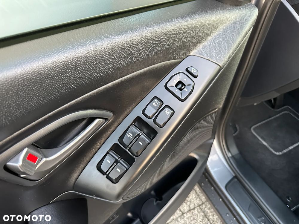 Hyundai ix35 1.6 GDI Premium 2WD - 18