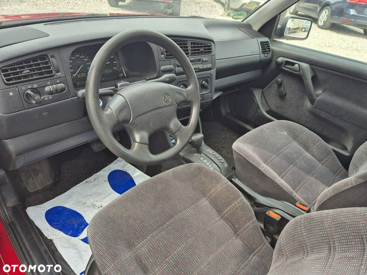 Volkswagen Vento - 9