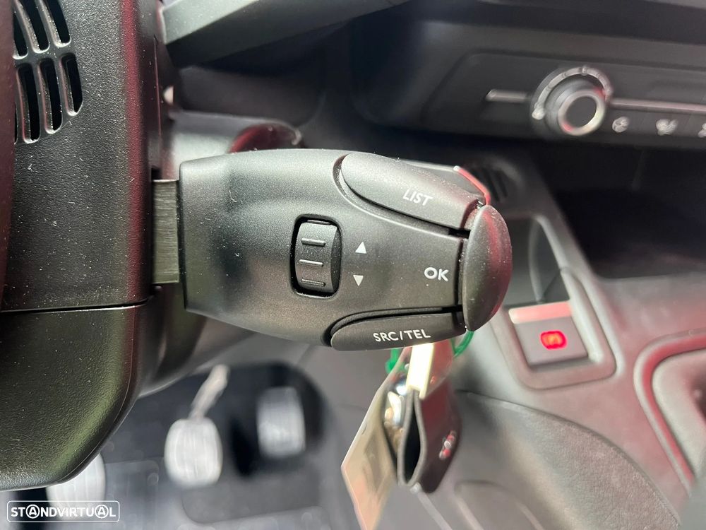 Toyota Proace City | 1.5 D-4D | 3 Lug. - 19