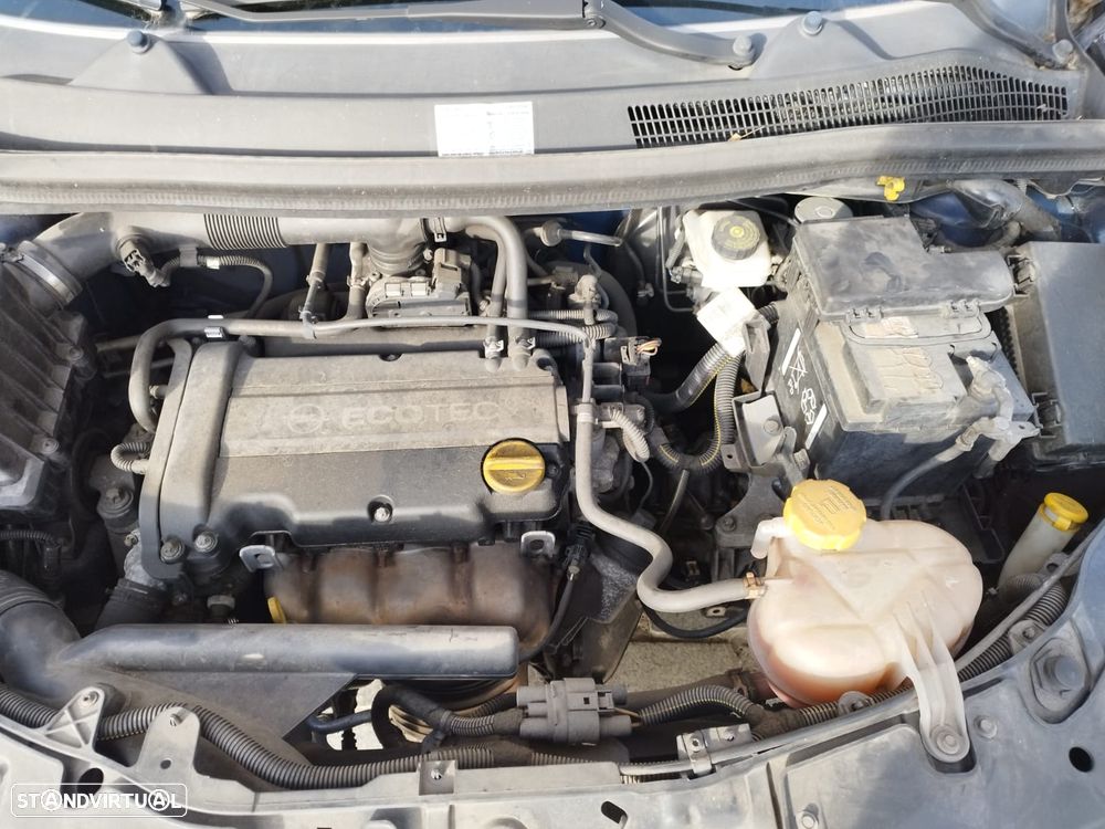 Opel Corsa 1.2 Enjoy - 10